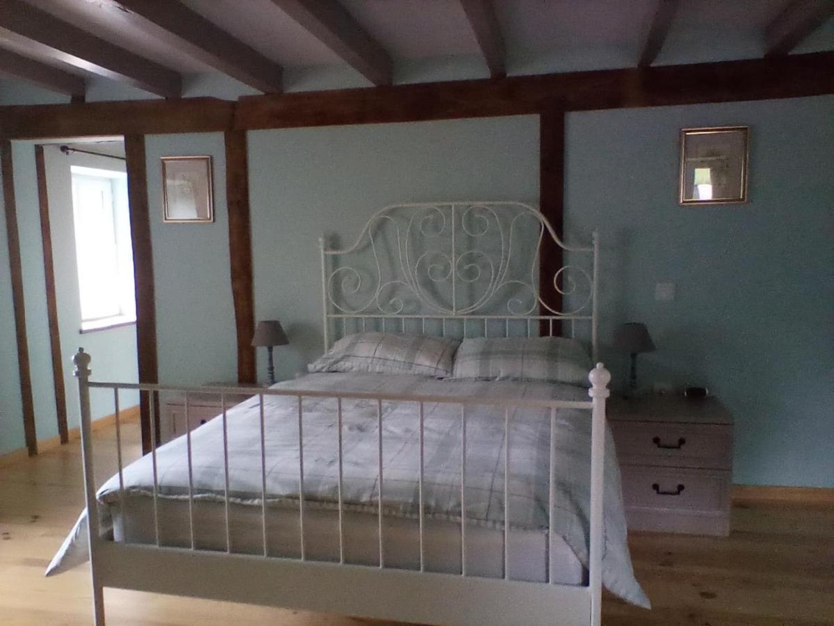 Chez Sivade Gîte La Crouzille Exterior foto